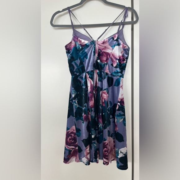 Love Nickie Lew Floral Velvet Mini Dress - Picture 2 of 5